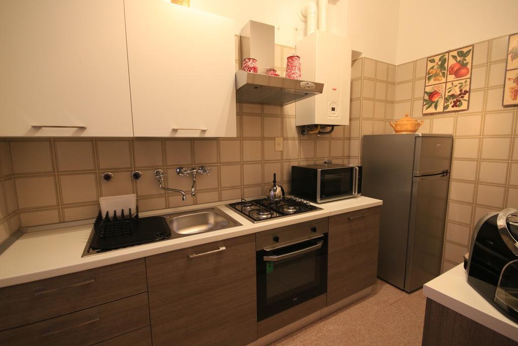 סיינה Vittori Apartment מראה חיצוני תמונה
